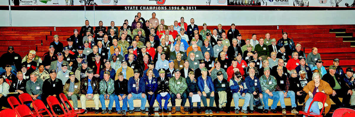 5th Annual Veterans Appreciation Day Group Picture